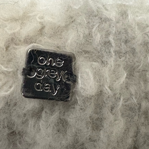 One Grey Day Heather Gray Long Cardigan with Shawl Collar and Geometric Pattern - Picture 8 of 15